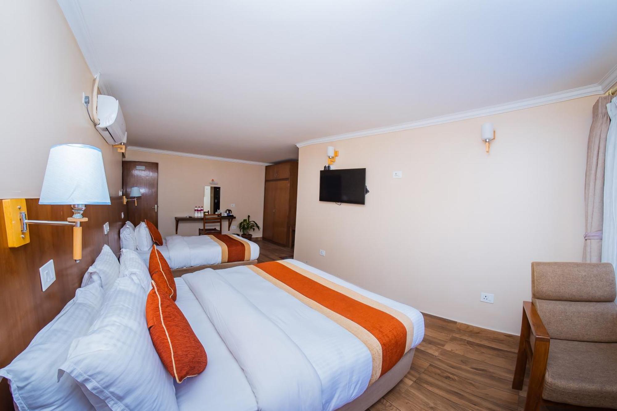 Hotel Fewa Camp Покхара Екстер'єр фото